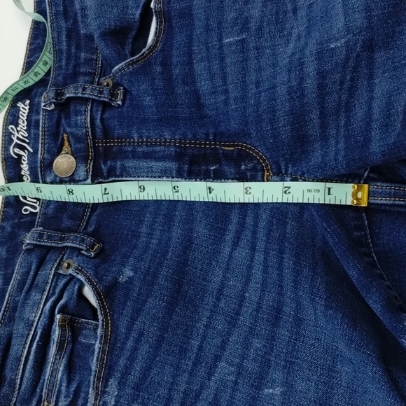 Universal Thread Skinny Midrise Bootcut Denim Jeans Size 10/30R Distressed - Picture 7 of 13